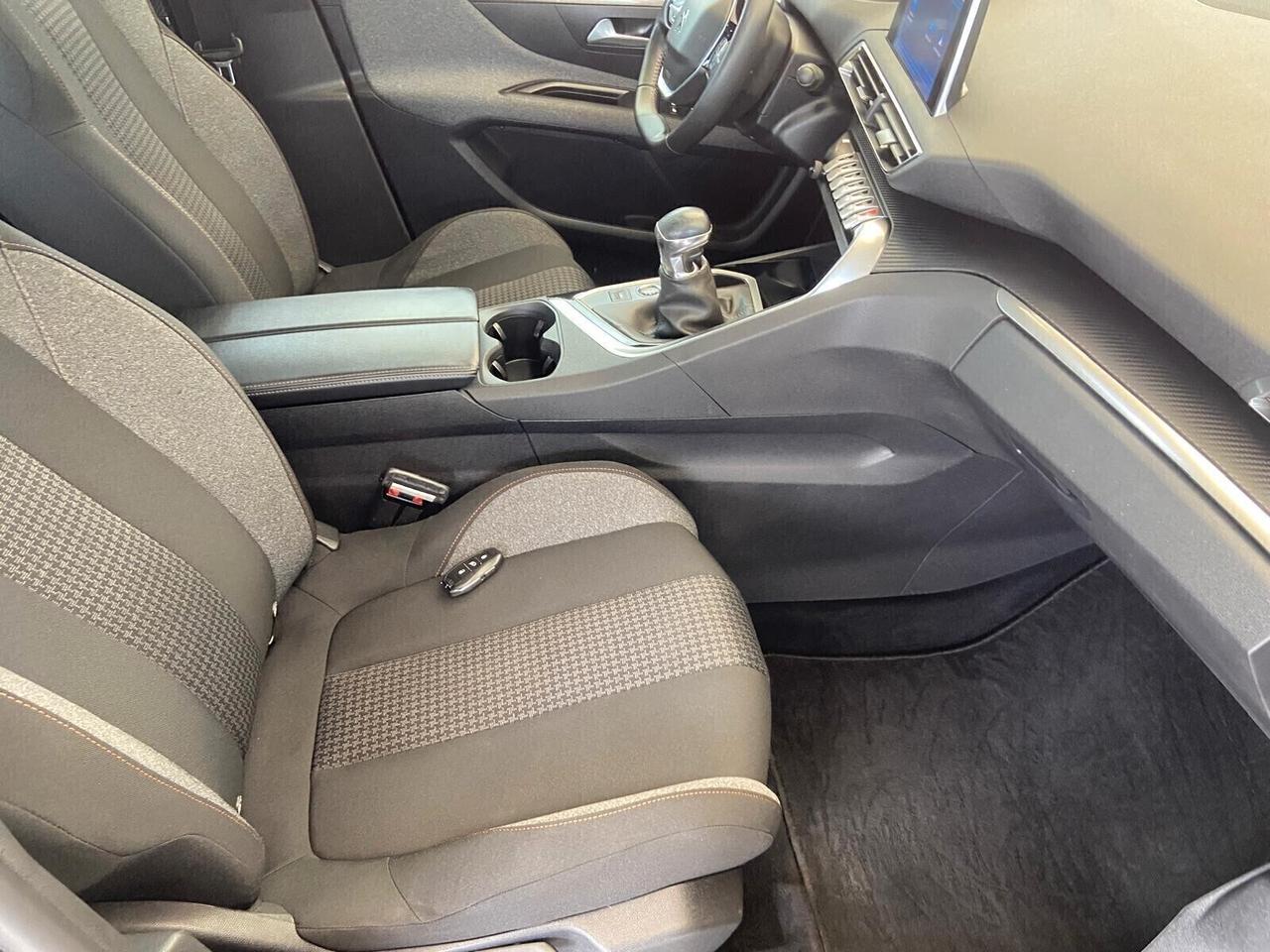 Peugeot 3008 BlueHDi 130 S&S Active