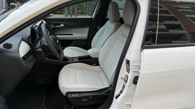 FIAT 600 HYBRID1.2 110CV DCT MHEV LA PRIMA*24M.G*CAM.360°**