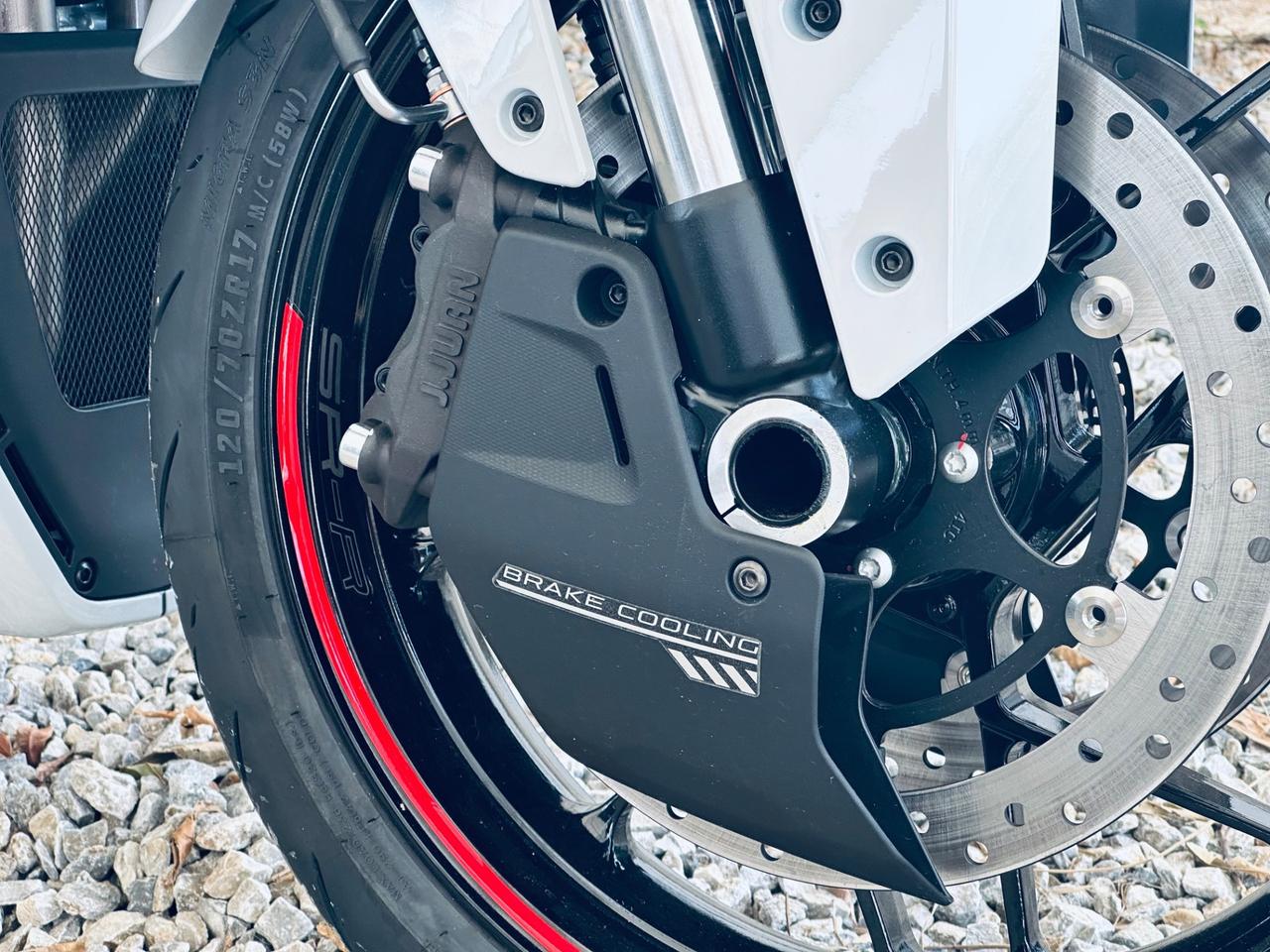 CF Moto 675SR-R - Aerolite Grey