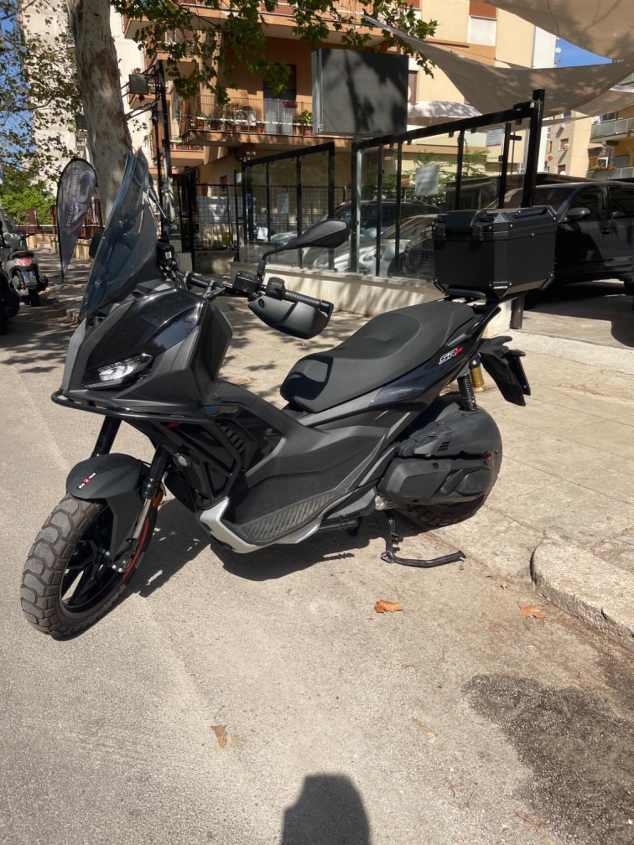 Aprilia Altro SR GT 400