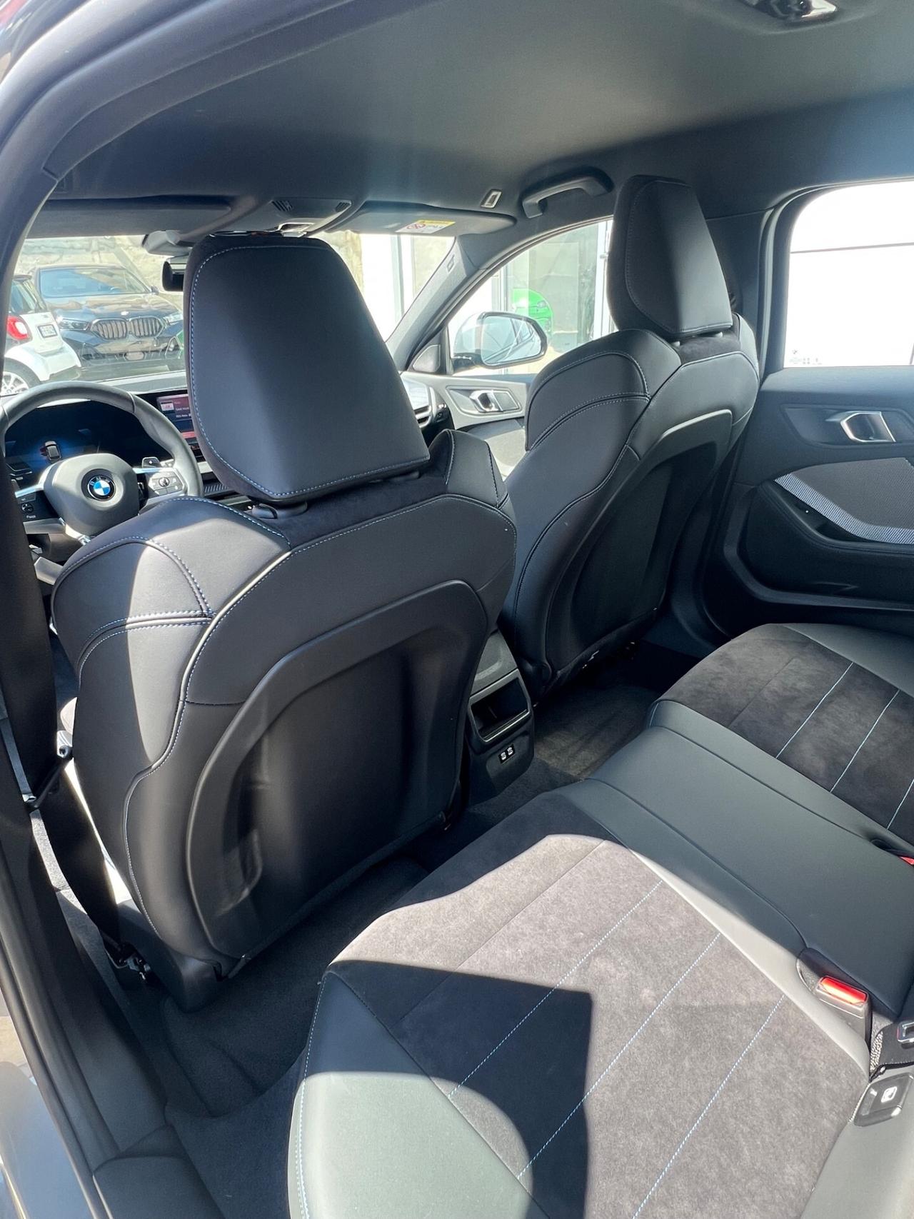 BMW 120 d MSport auto possibilità noleggio no scoring