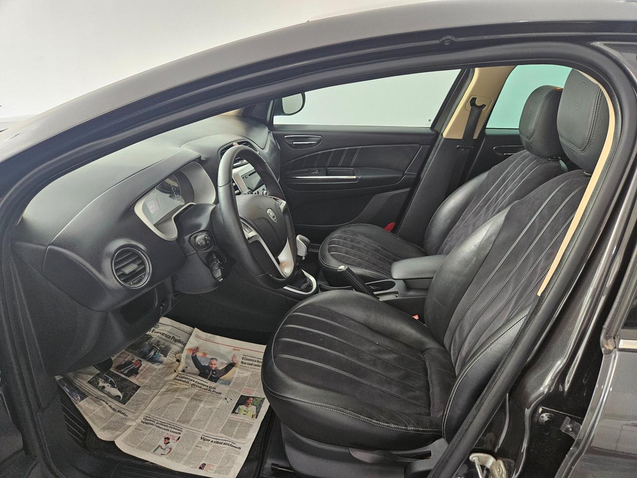 Lancia Delta 1.6 MJT DPF Silver