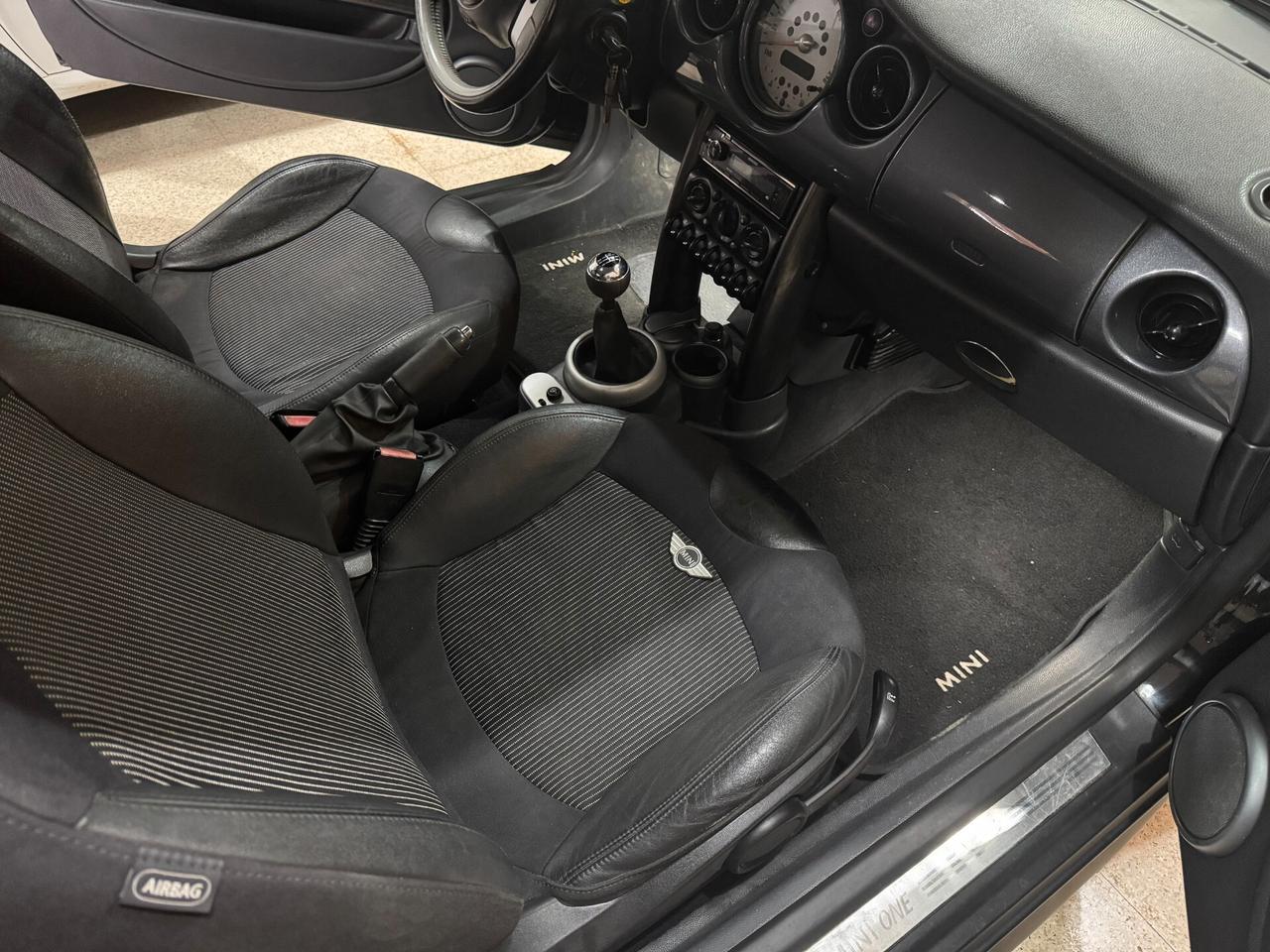 Mini 1.4 tdi One D de luxe OK NEOPATENTATI
