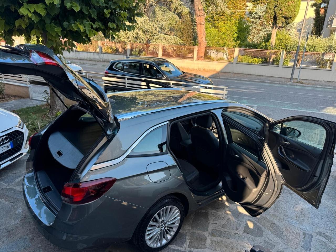 OPEL ASTRA 1.6 CDTi 110cv SPORT TURER INNOVAT NEOP
