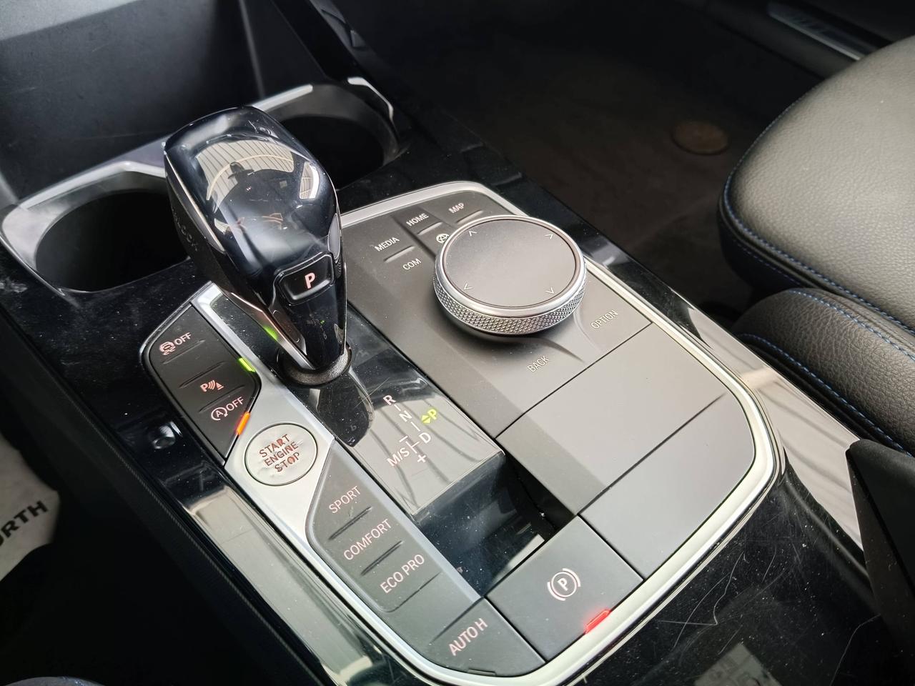 BMW Serie 1 F40 - 116d Msport auto