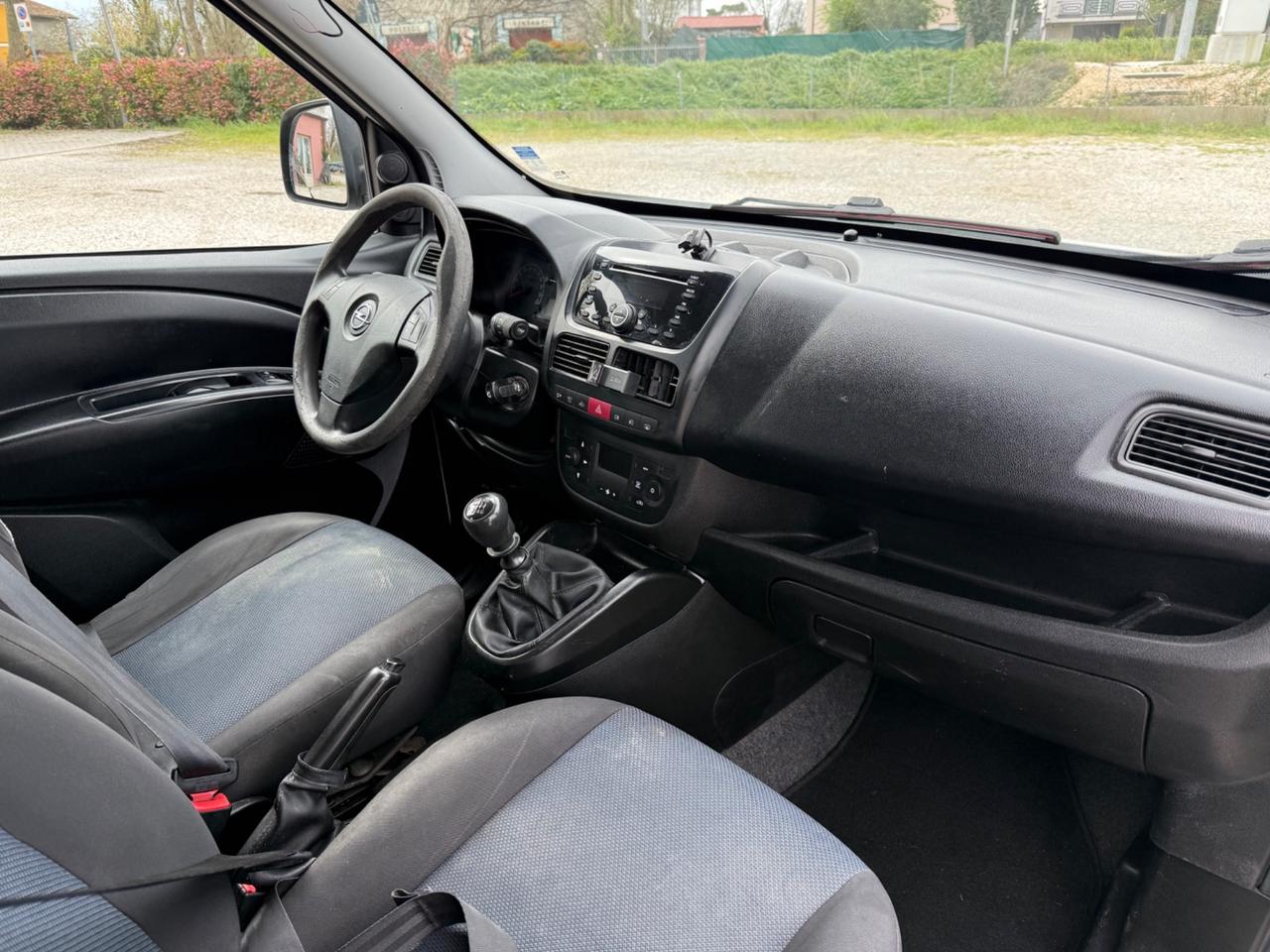 Opel Combo 1.6 CDTi 105CV PC-TN Cosmo