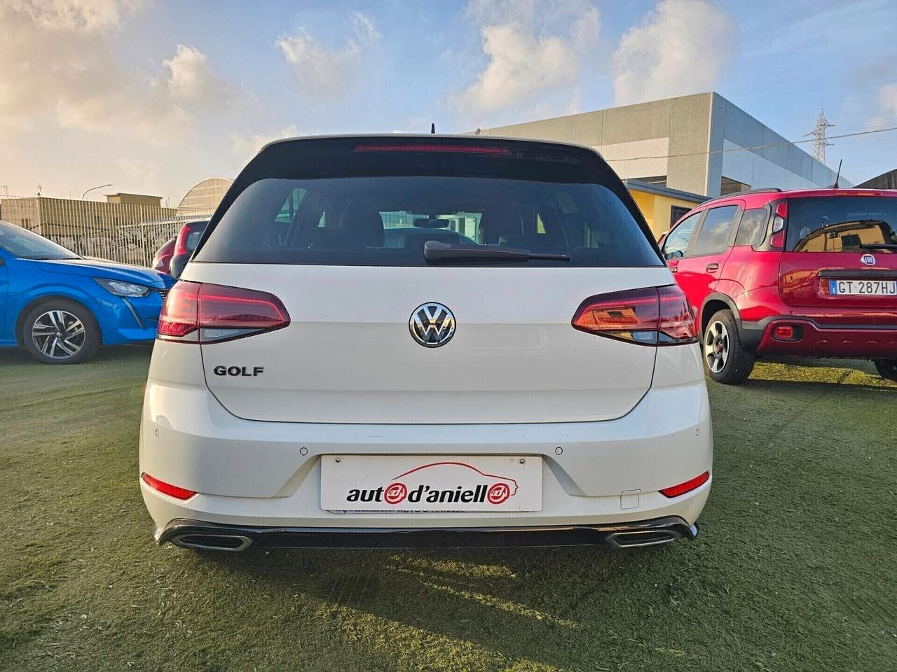Volkswagen Golf 1.6 TDI 115 CV 5p. R-Line