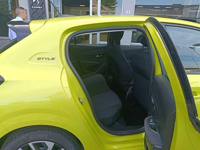 Peugeot 208 1.2 Hybrid 110cv DCS6 STYLE KM ZERO