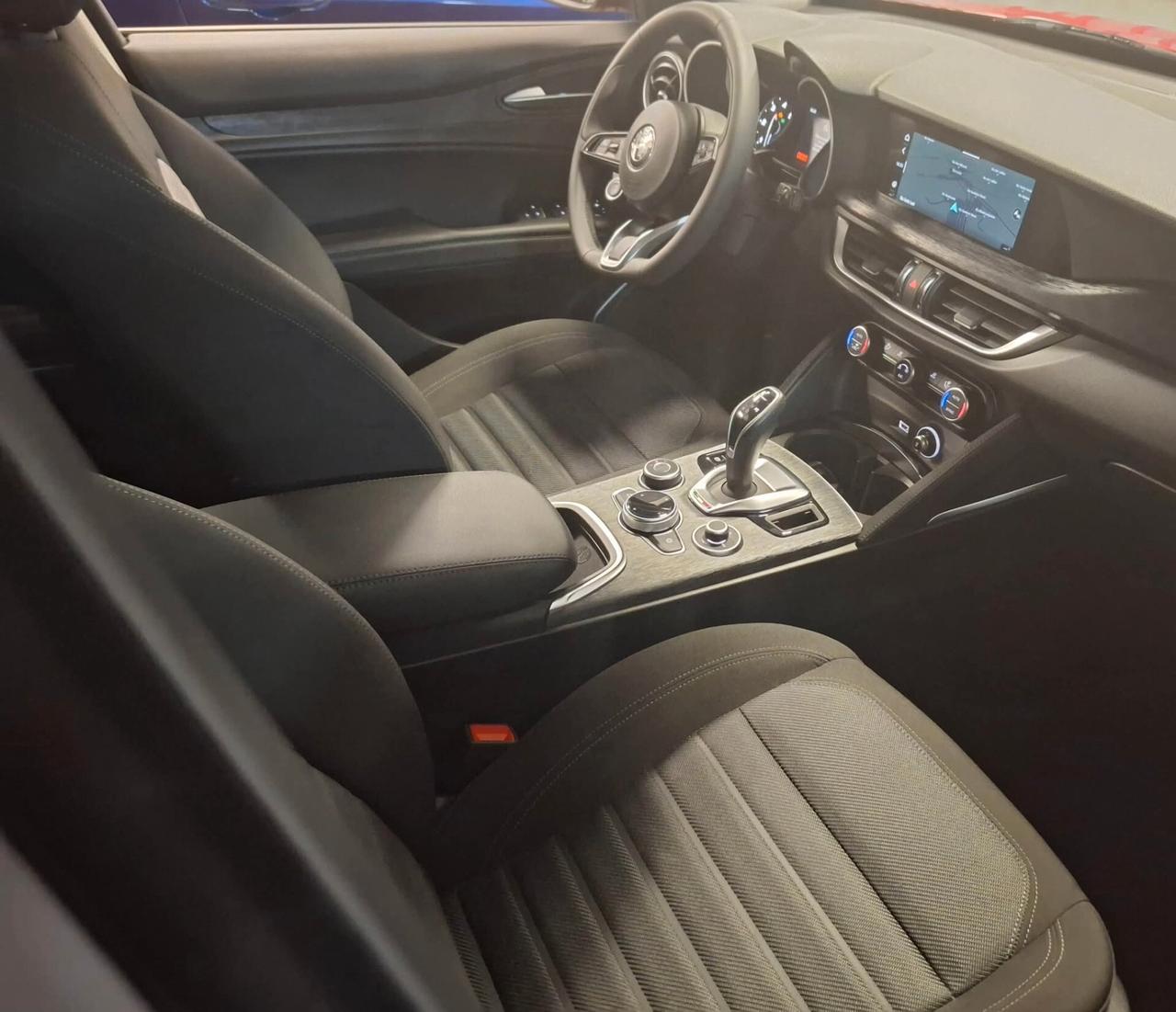 Alfa Stelvio 2.2 Turbodiesel 190 CV AT8 Q4 Business