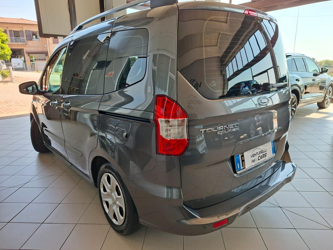 Ford Tourneo Courier 1.0 EcoBoost 100 CV Sport