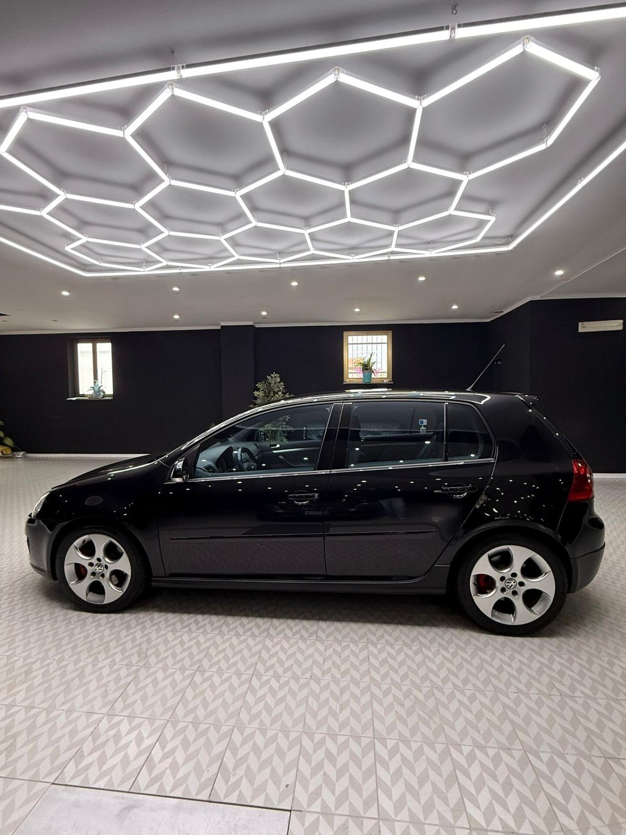 Volkswagen Golf GTI 2.0 16V FSI 5p. Sportline