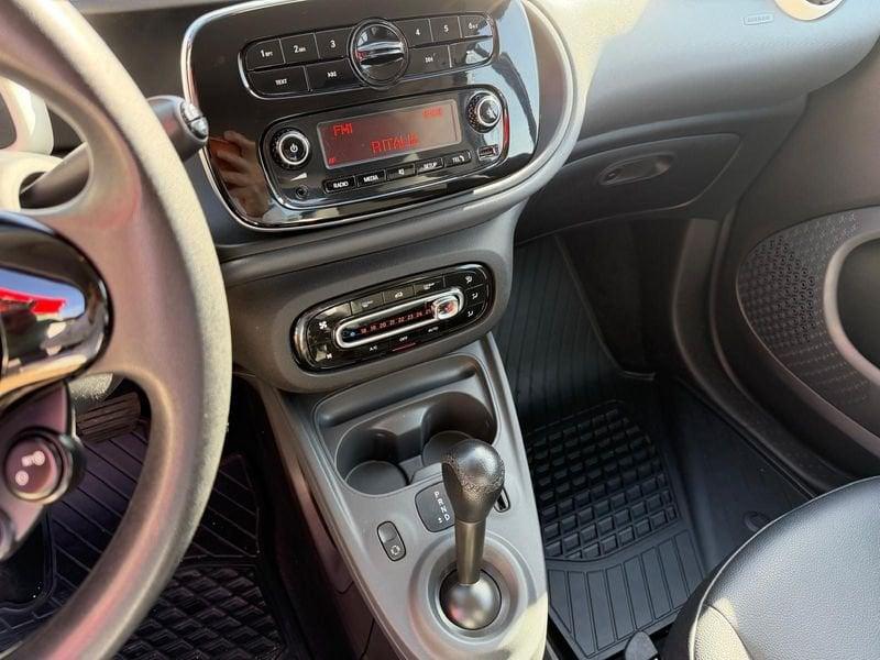 smart fortwo 70 1.0 youngster twinamic!