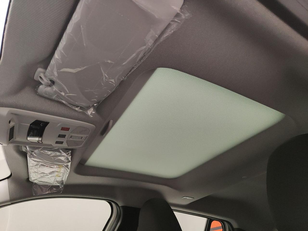 JEEP Avenger 1.2 MHEV 110CV TECH & SKY DCT (TETTO APRIBILE, INFOTAINMENT & CONVENIENCE PACK LIGHT)