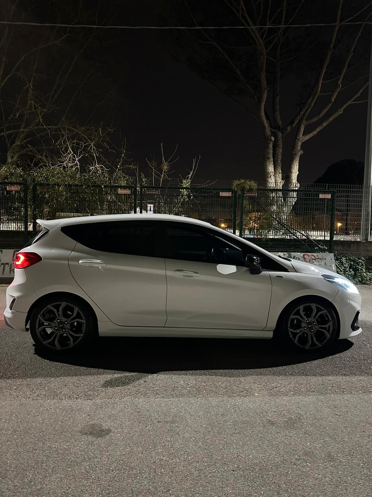 Ford Fiesta 1.5 TDCi 5 porte ST-Line