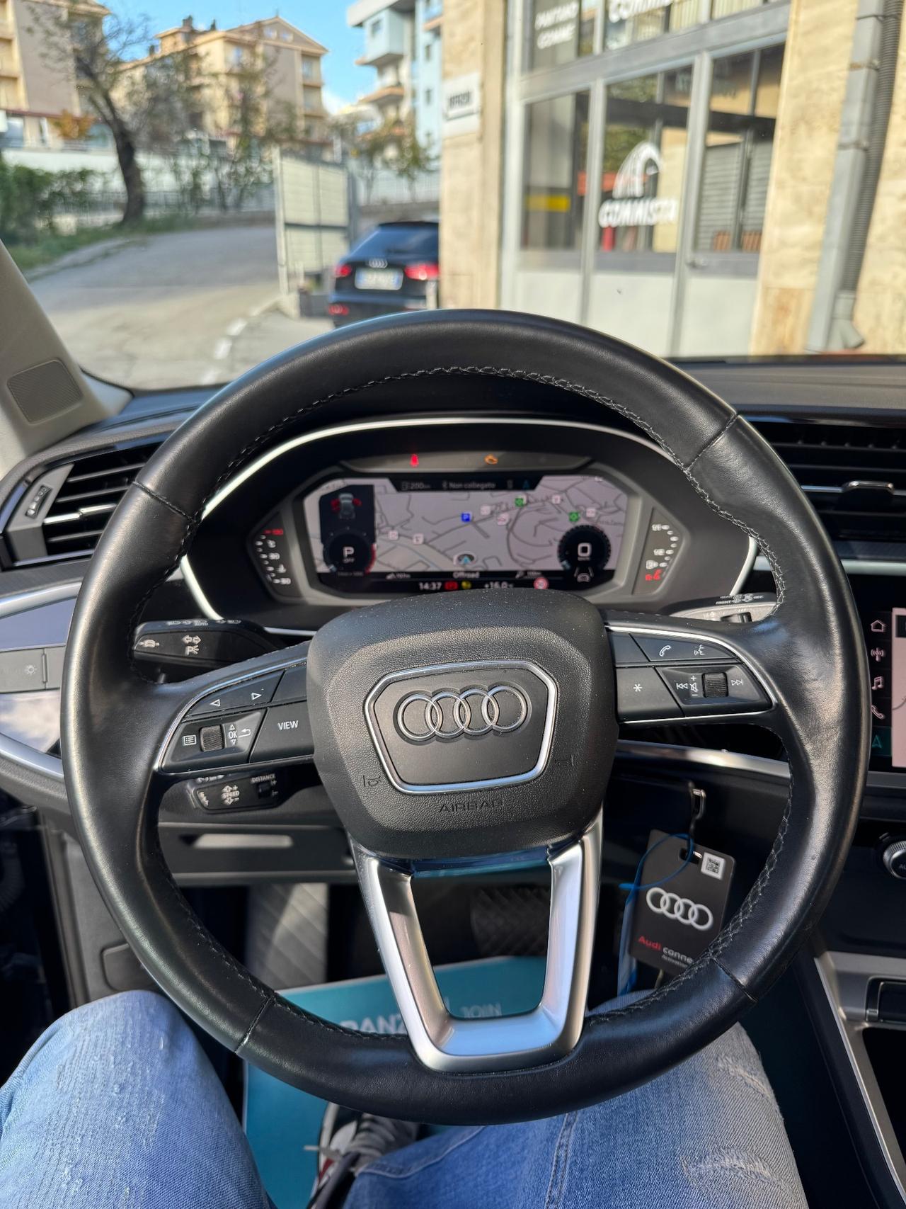 Audi Q3 35 TDI S tronic Business Advanced