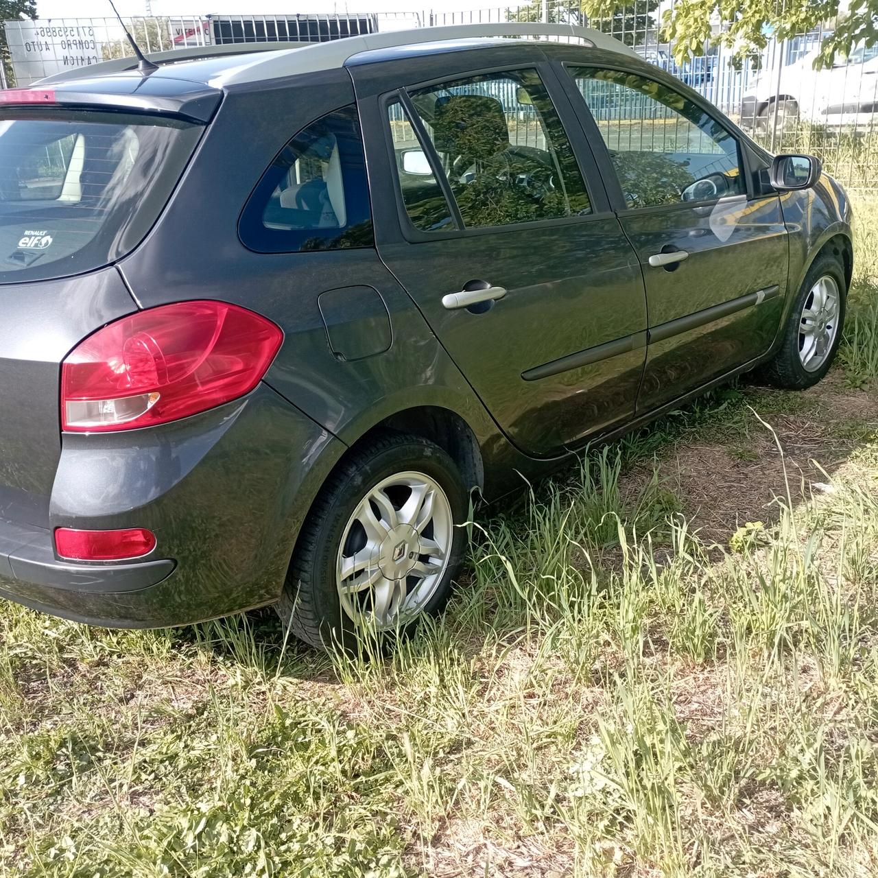 Renault Clio 1.2 16V SporTour Dynamique