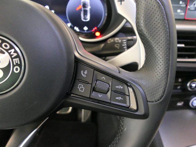 ALFA ROMEO Stelvio 2.0 Turbo 280 CV AT8 Q4 Veloce
