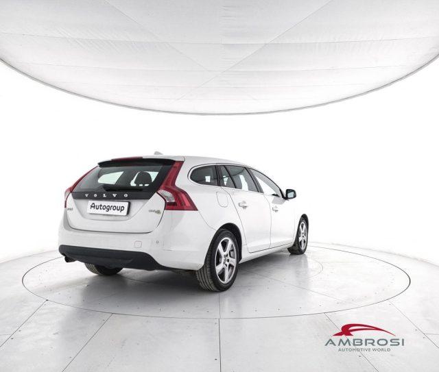 VOLVO V60 DRIVe