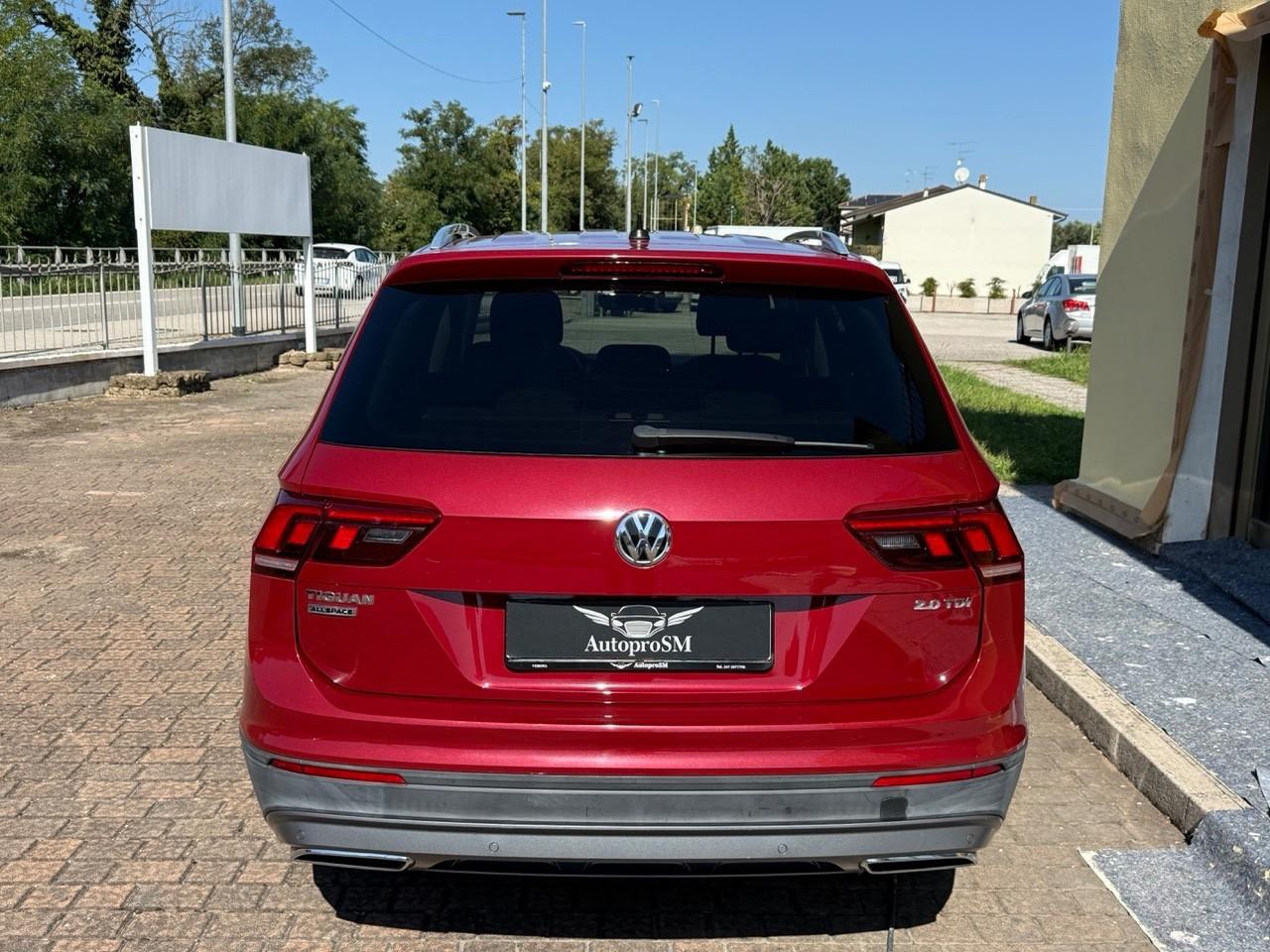VW Tiguan Allspace 2.0 TDI DSG KEYLESS/CARPLAY/7POSTI