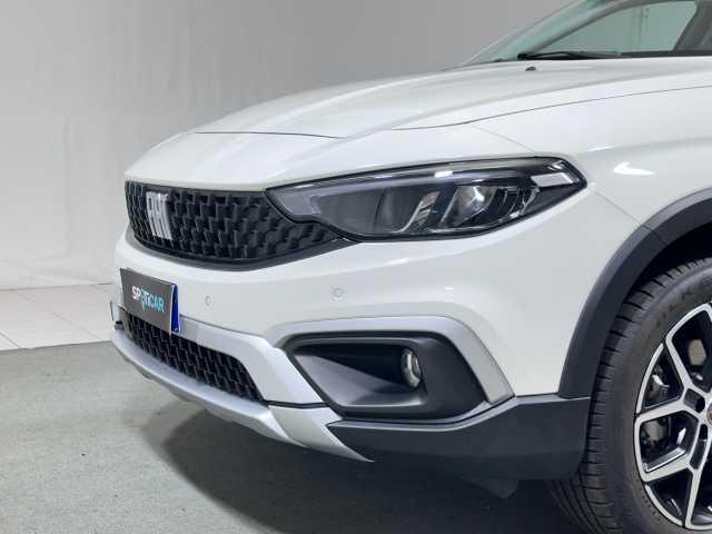 Fiat Tipo 1.5 Hybrid DCT 5 porte Cross