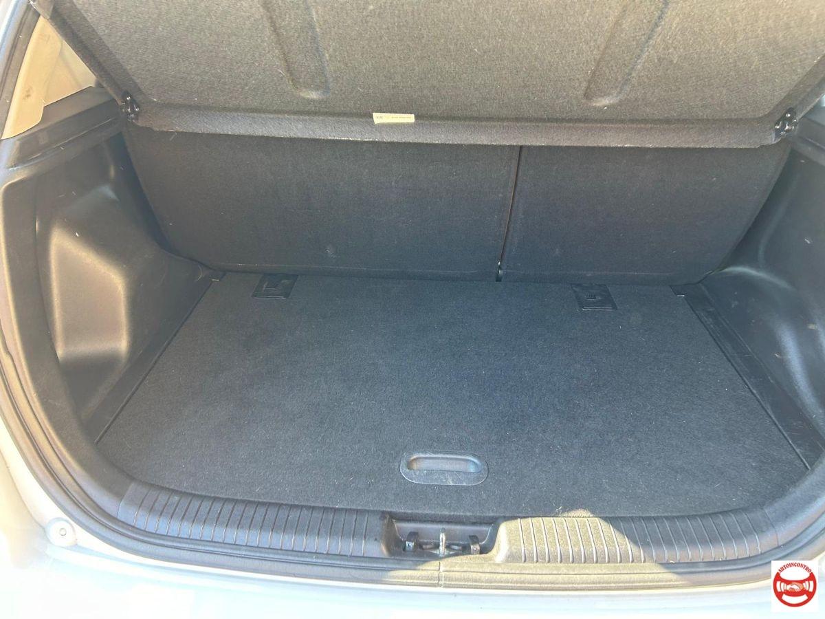 KIA - Venga 1.4 Cool eco Gpl E6