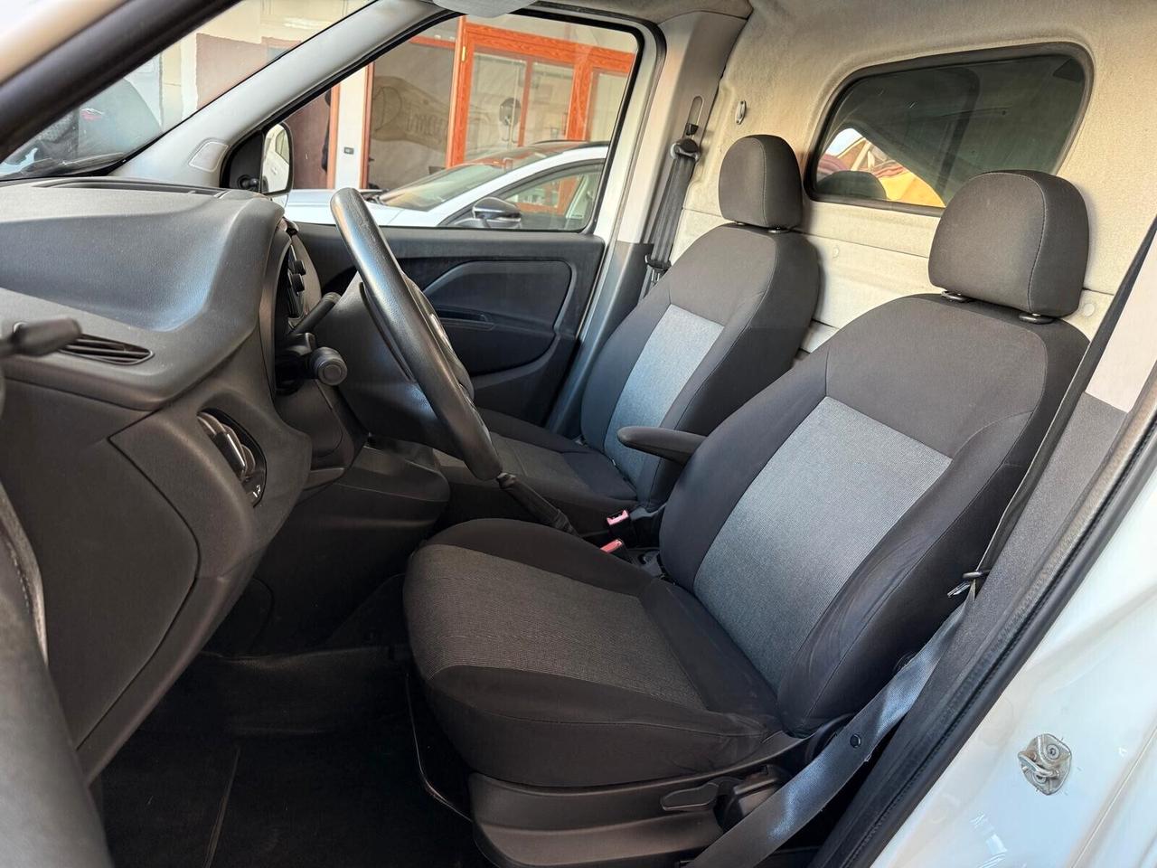 FIAT DOBLO' 1.4 BENZINA DEL NORD ITA 2015