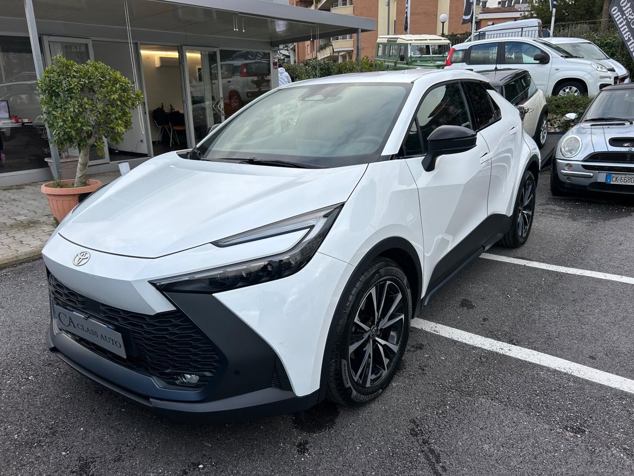 Toyota C-HR 1.8 Hybrid E-CVT Lounge
