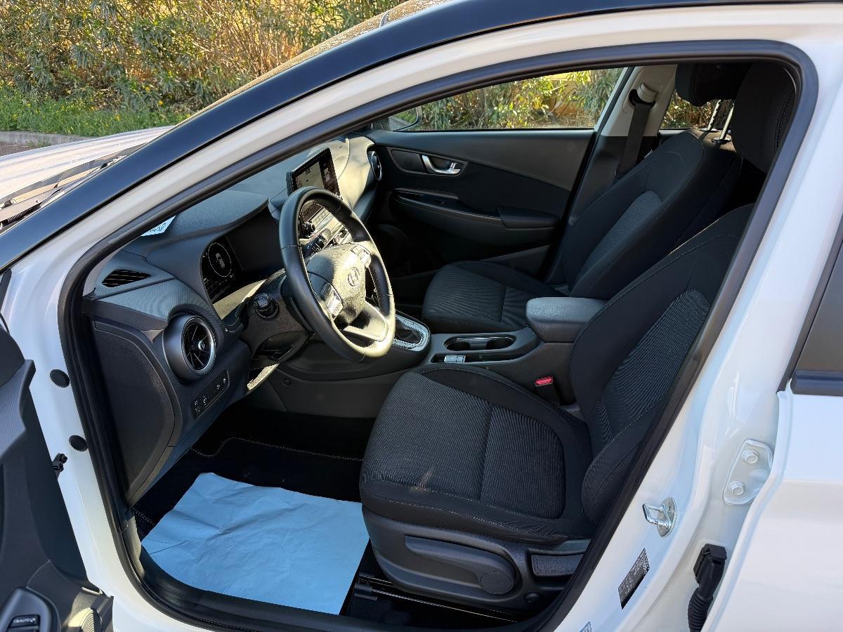 HYUNDAI Kona 1.6 CRDI Hybrid 48V DCT XLine Safety Pack 136 C.V.