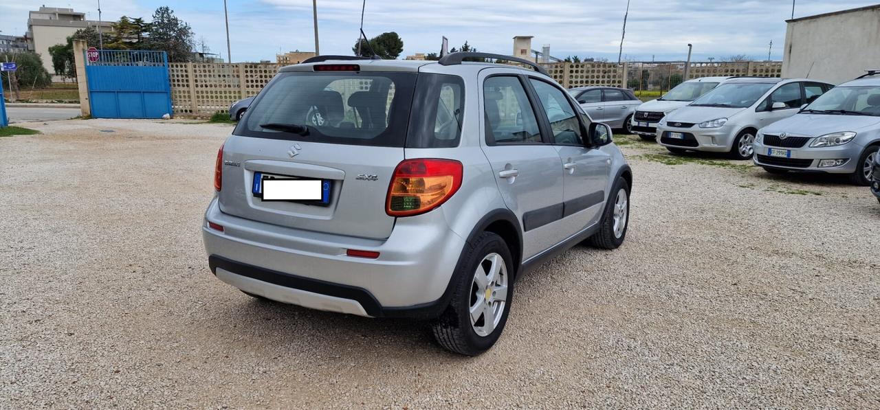 Suzuki SX4 1.6 16V Outdoor Line GLX 2010