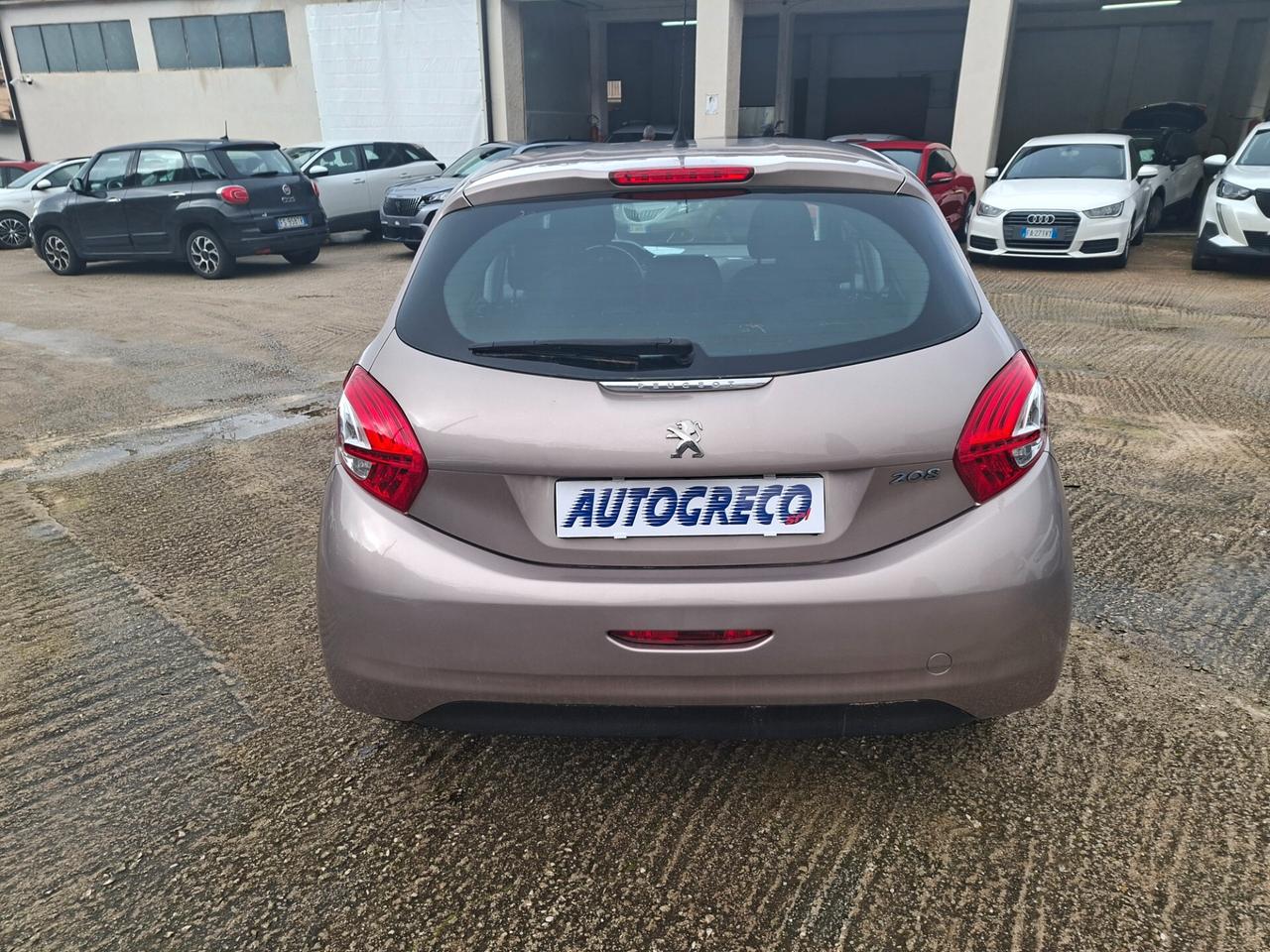 Peugeot 208 1.4 HDi 68 CV 5 porte Access
