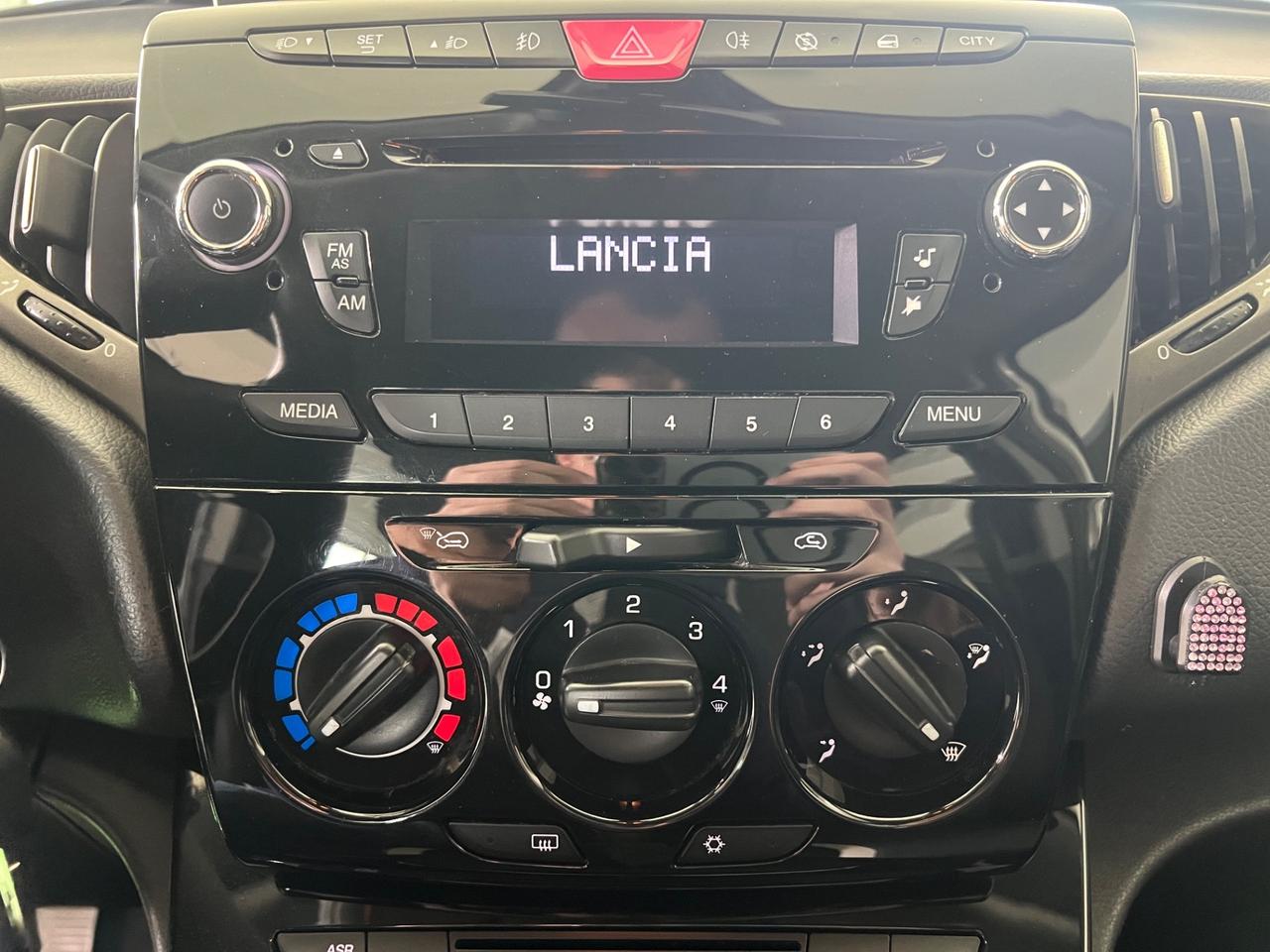 Lancia Ypsilon 1.3 MJT 16V 95 CV 5 porte S&S Gold