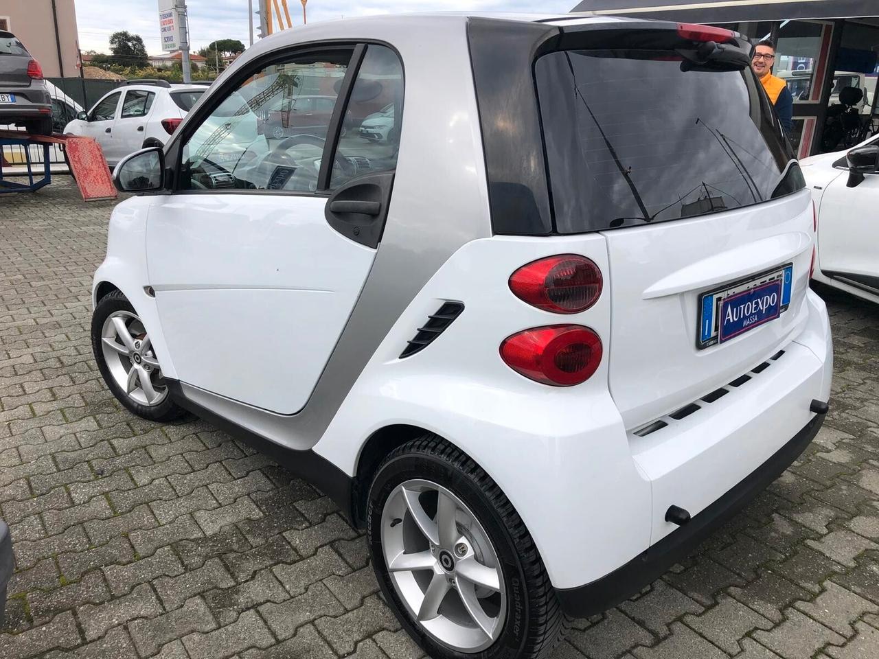 Smart ForTwo 1000 52 kW CON GARANZIA EUROPEA DELLA CONFORMGEST DI 12 MESI RINNOVABILE FINO A 36 MESI!!!