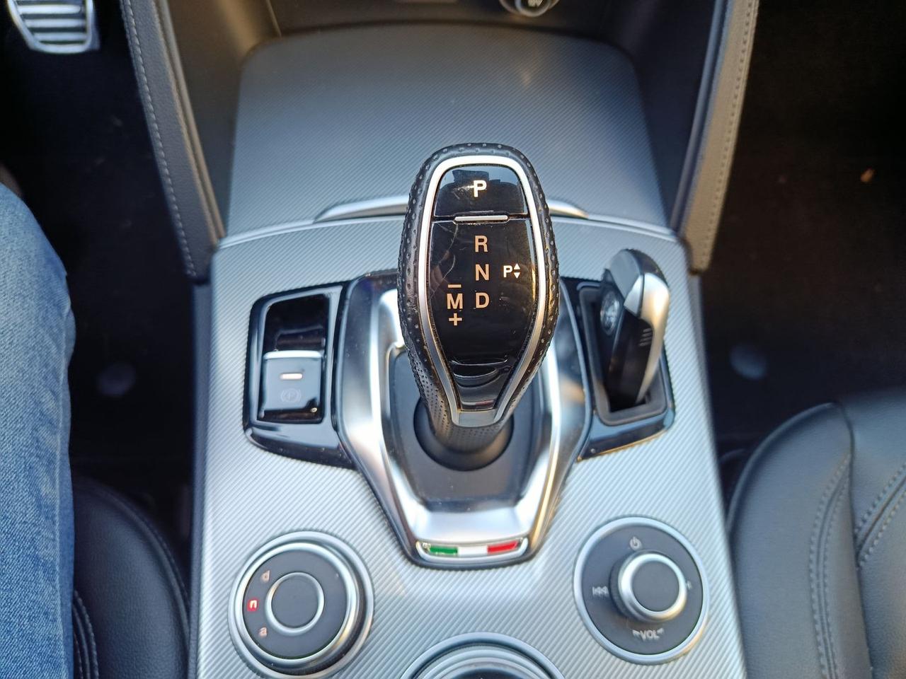Alfa Romeo Stelvio Sprint 2.2 #8429