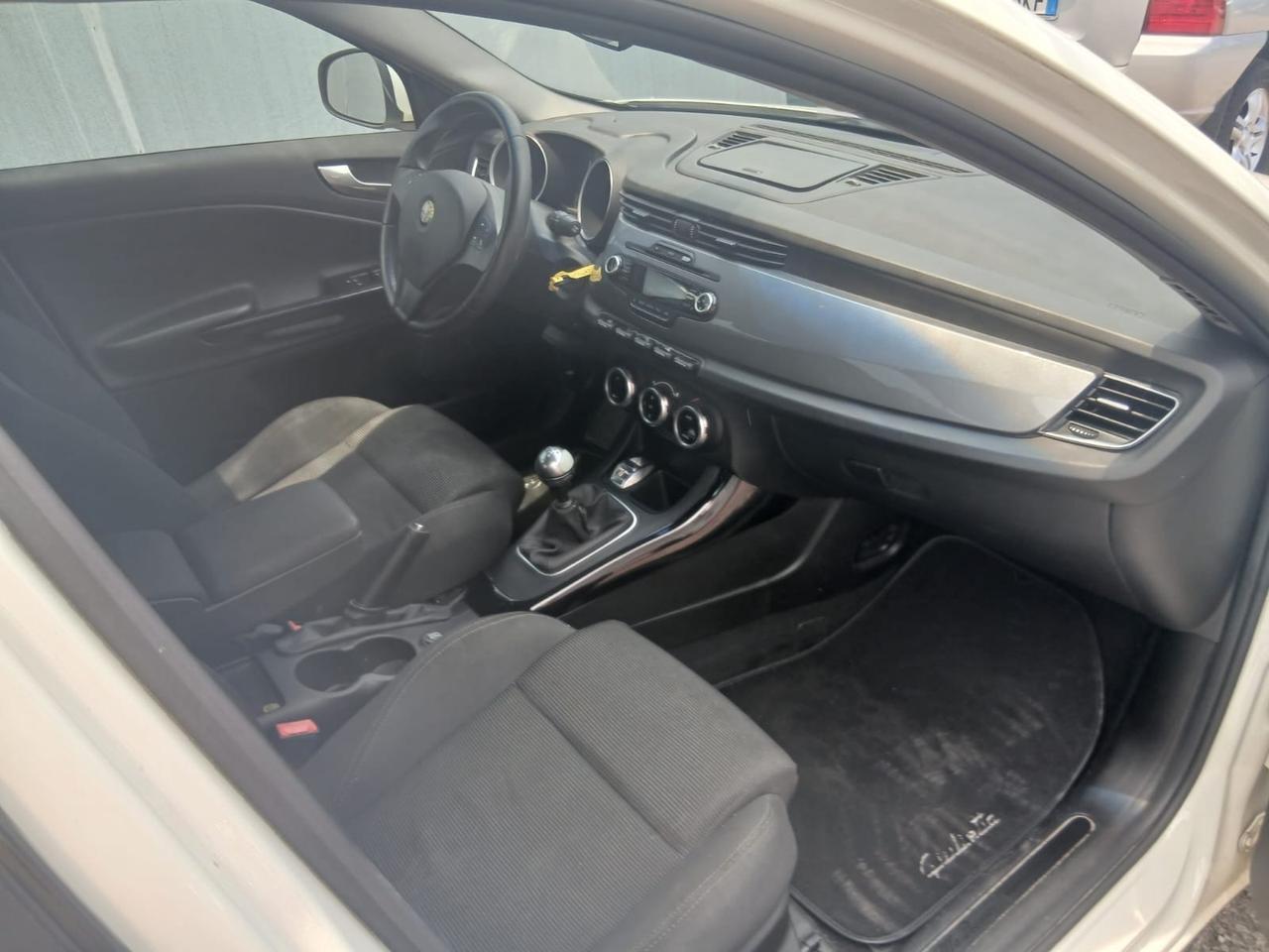 Alfa Romeo Giulietta 1.6 JTDm-2 105 CV