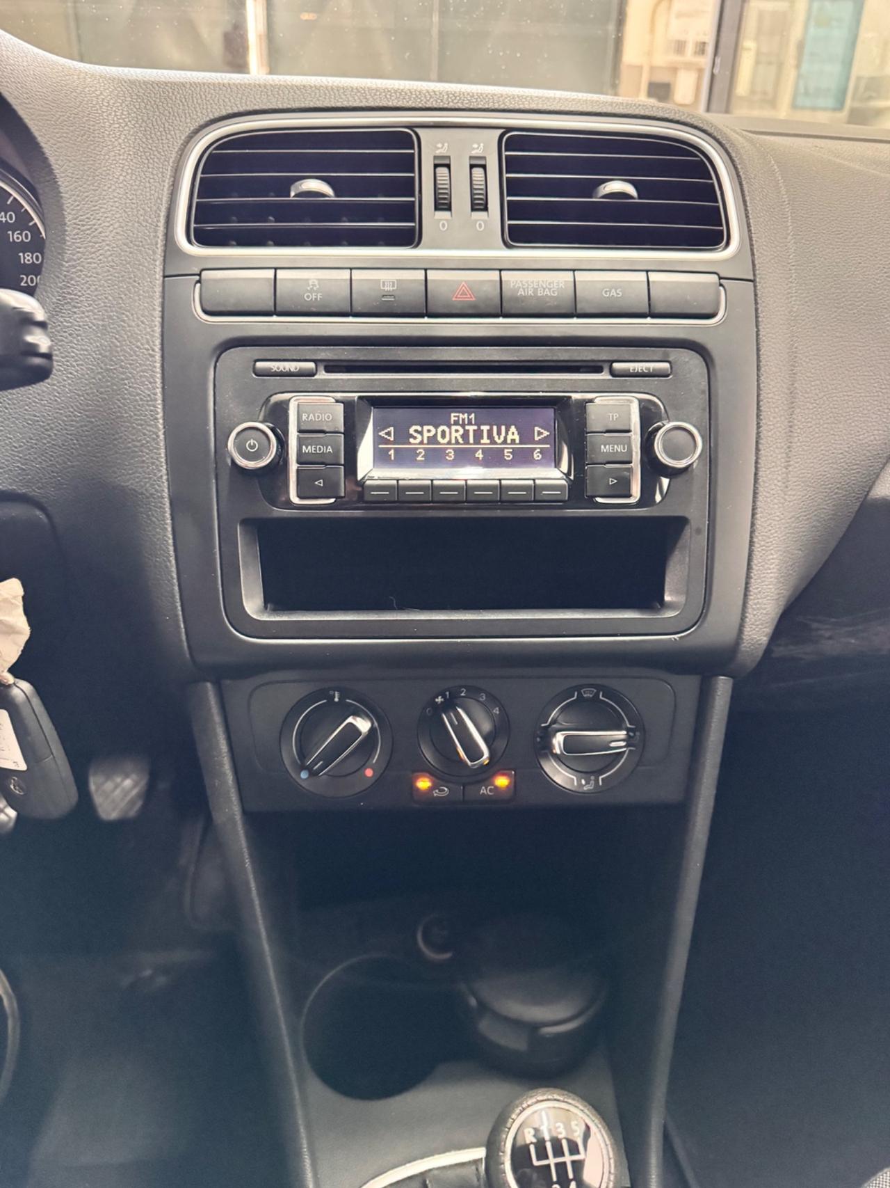 Volkswagen Polo 1.6 82 Cv 5P. BiFuel 135.000 KM