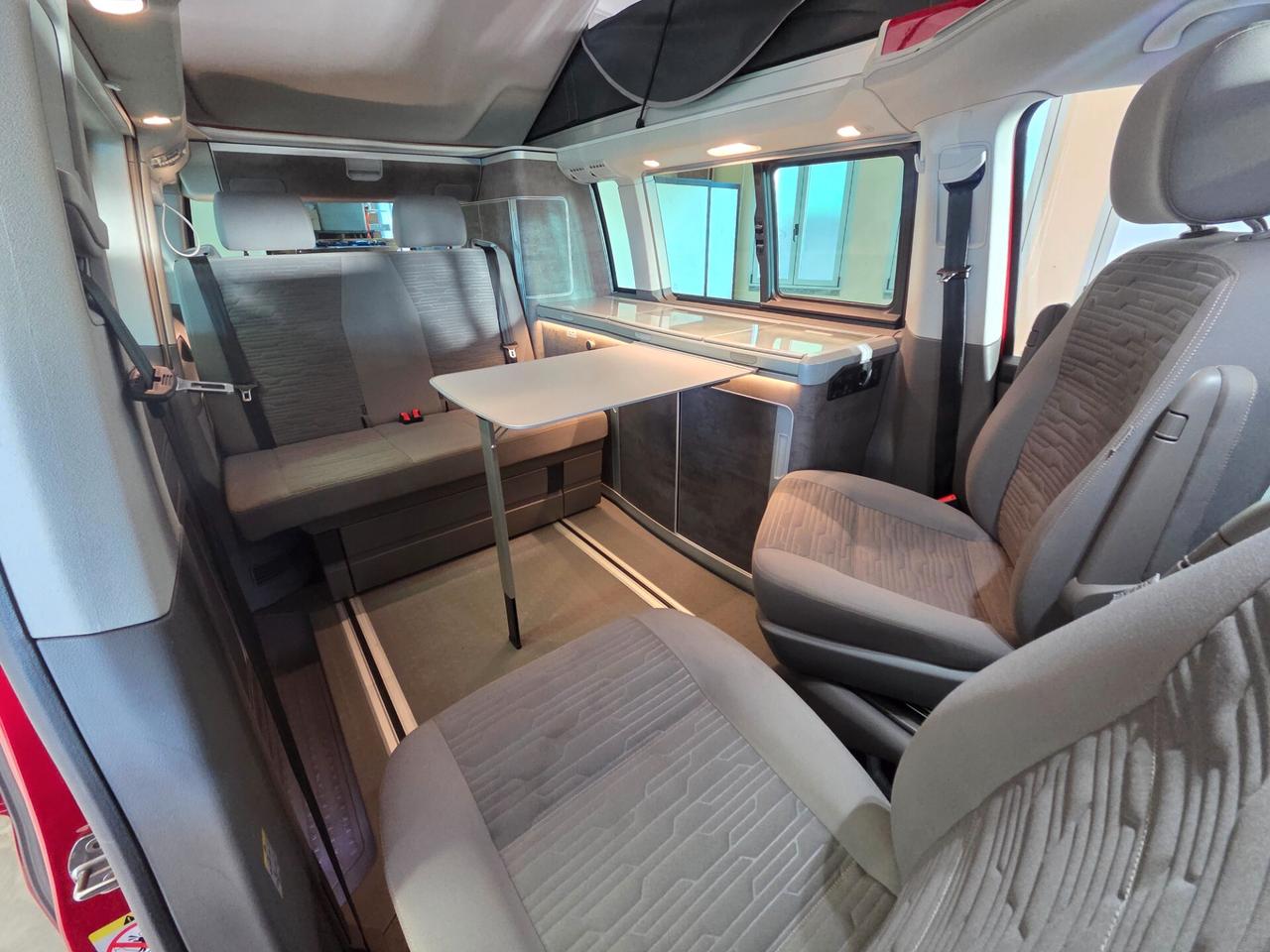 Volkswagen California OCEAN 4motion 4x4 DSG gancio led uniprop italiano