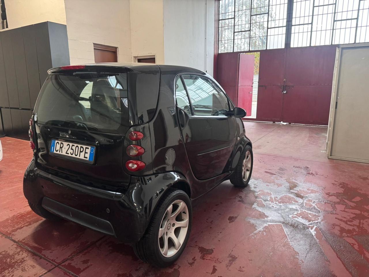 Smart ForTwo 700 coupé passion INTERNI BRABUS