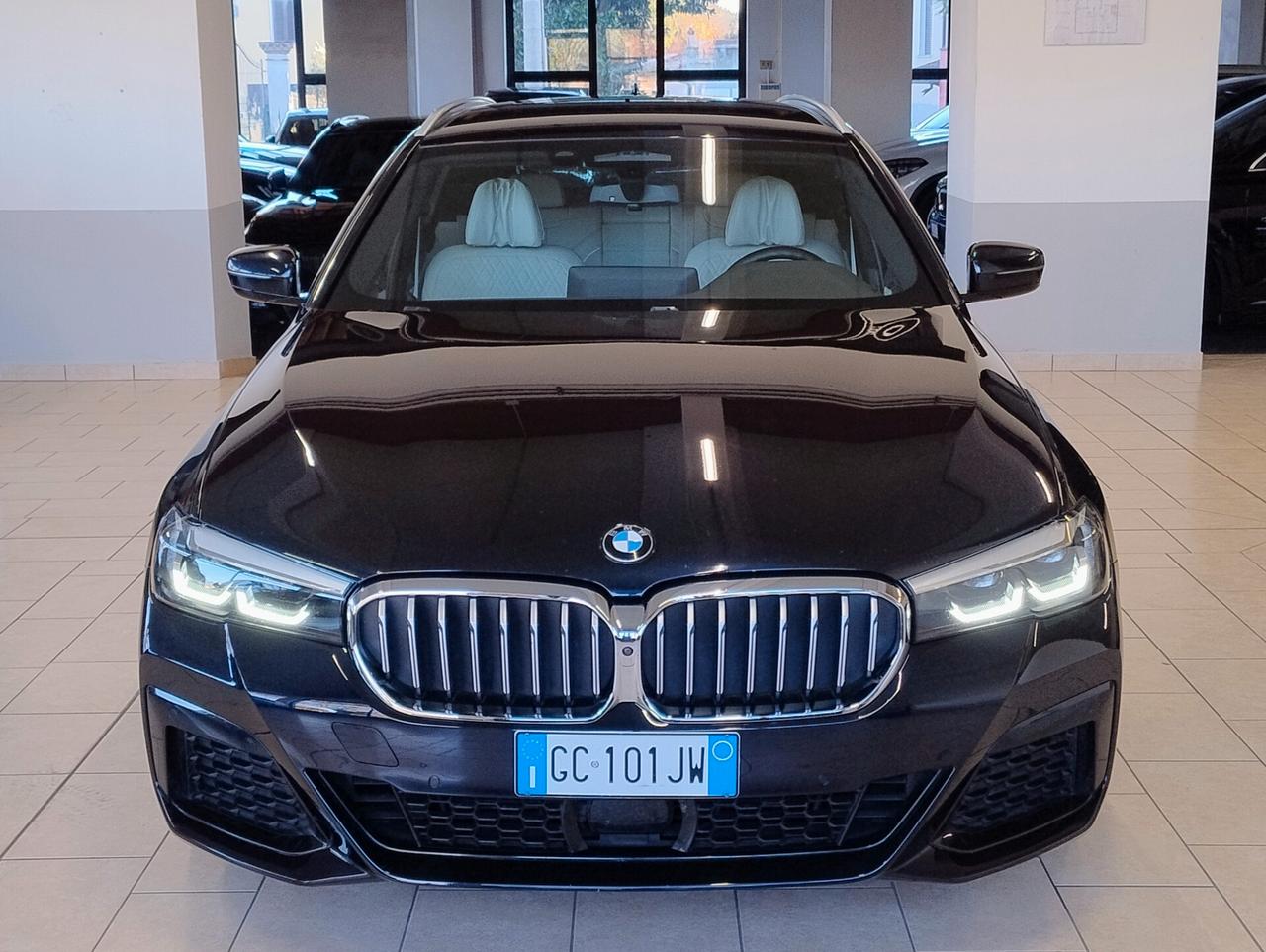 BMW 530d xDrive Touring MSPORT *COMFORT*LIVE*DRIVING