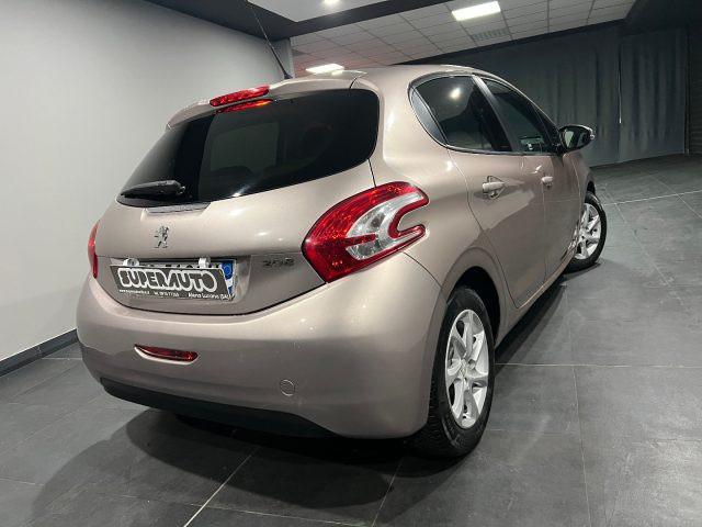 PEUGEOT 208 1.4 8V HDi 68CV 5p. Allure
