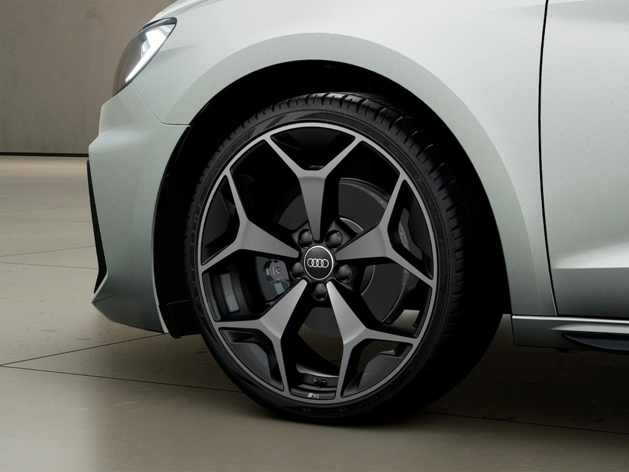 Audi A1 sportback 30 1.0 tfsi identity black 116cv s-tronic