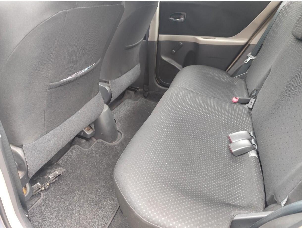 Toyota Yaris 1.3 5 porte Sol