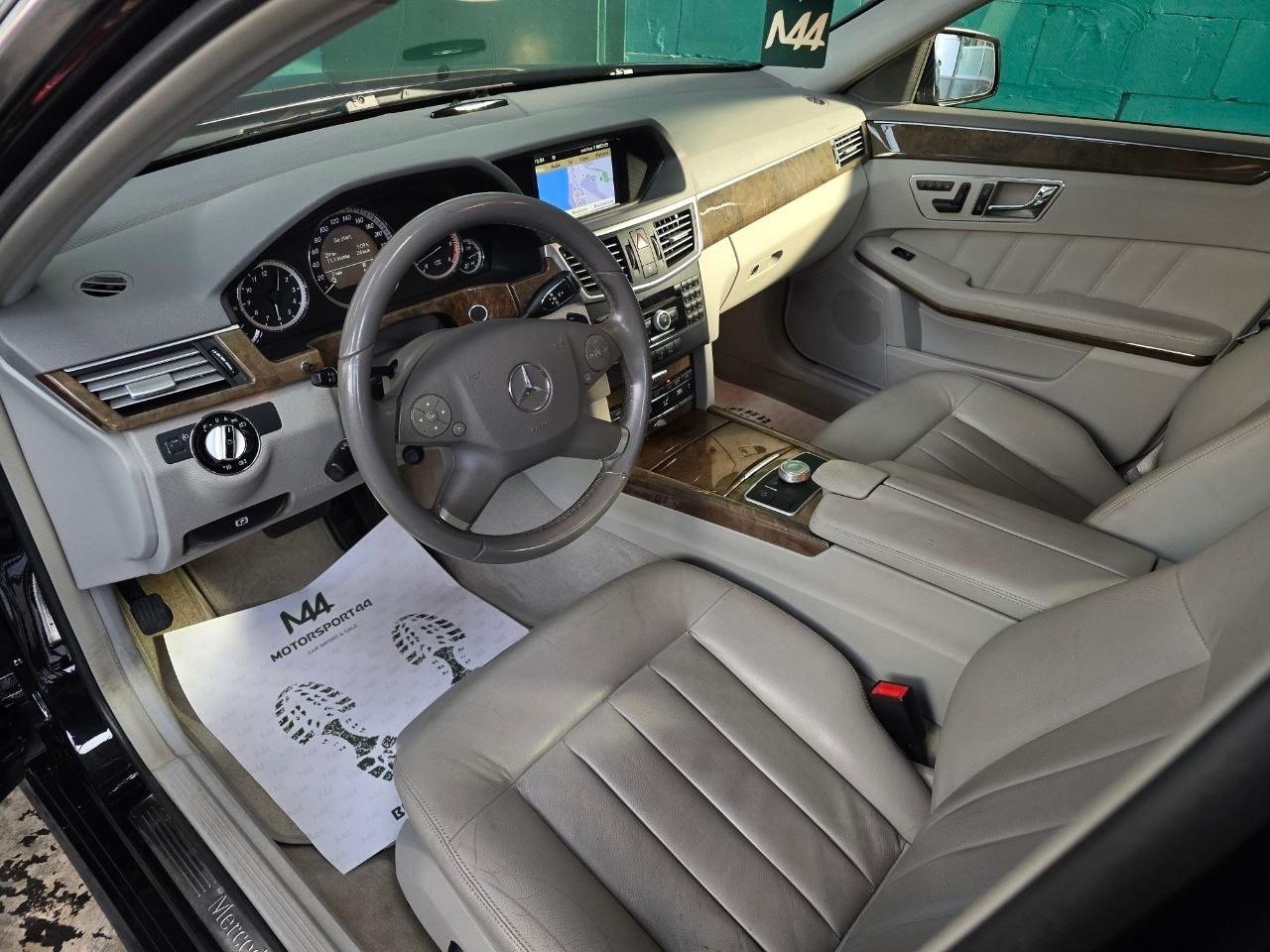 Mercedes-benz E 350 CDI BlueEFFICIENCY Avantgarde AMG