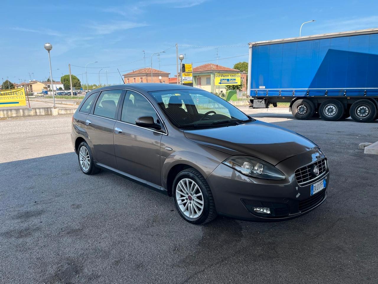 Fiat Croma 1.9 Multijet 16V Must