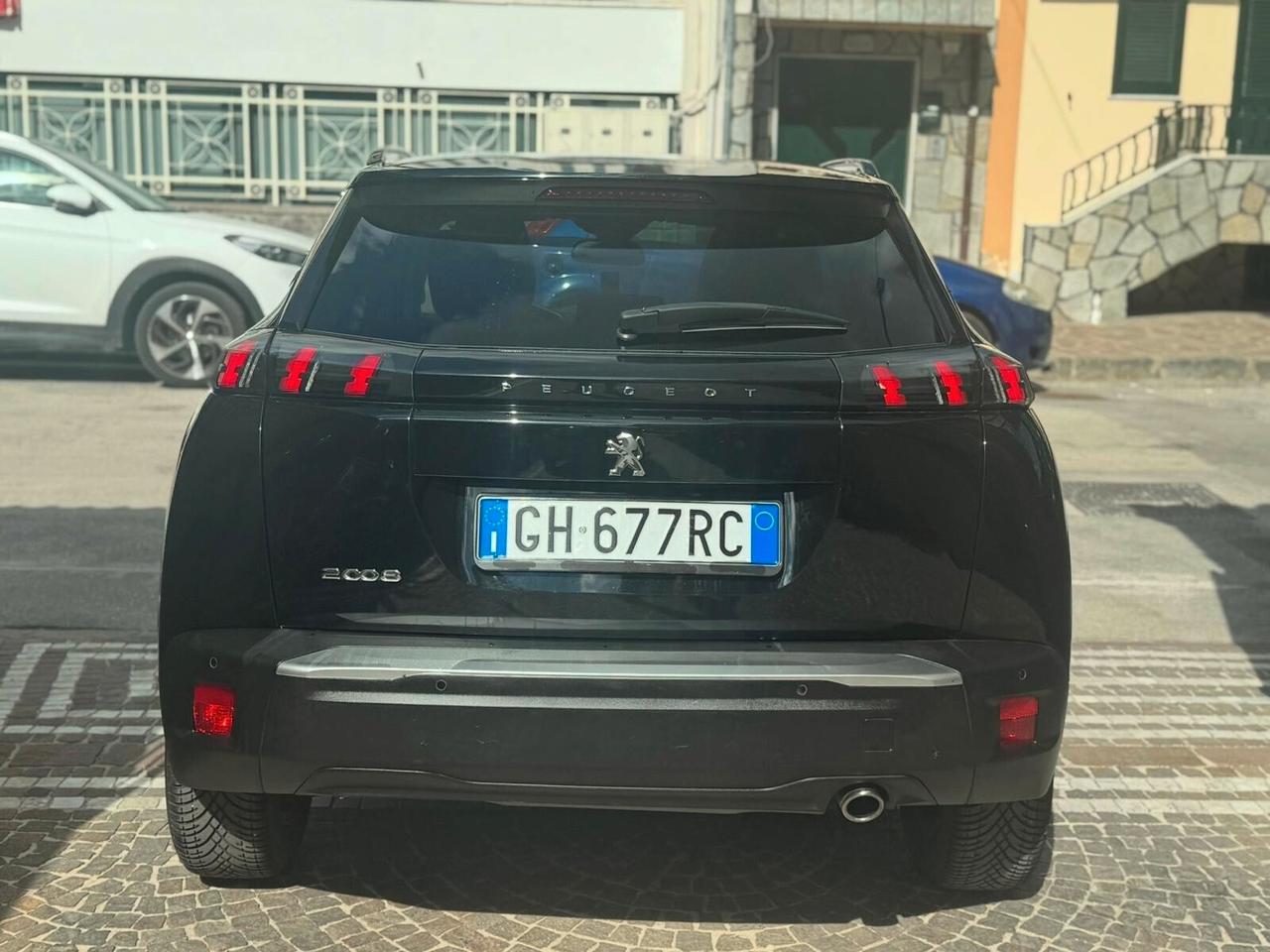 Peugeot 2008 BlueHDi 130 S&S EAT8 Allure
