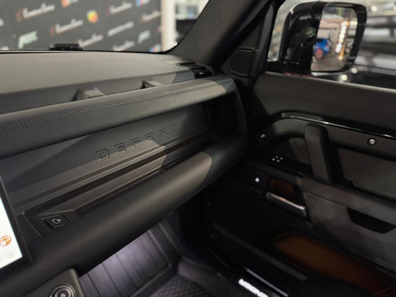 Land Rover Defender 90 3.0D I6 250 CV AWD Auto X-Dynamic HSE