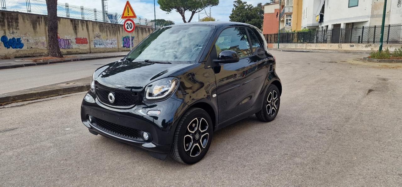 Smart ForTwo 90 0.9 Turbo twinamic Prime AUTOMATICA. FINANZIAMENTI ANCHE SENZA BUSTA PAGA