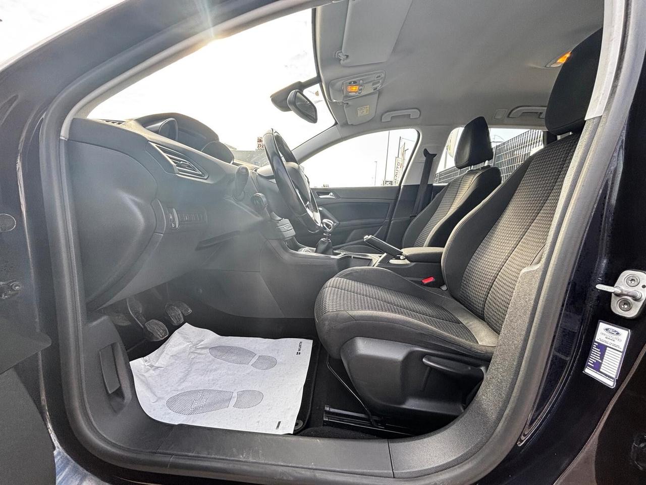 Peugeot 308 BlueHDi 130 S&S SW Allure