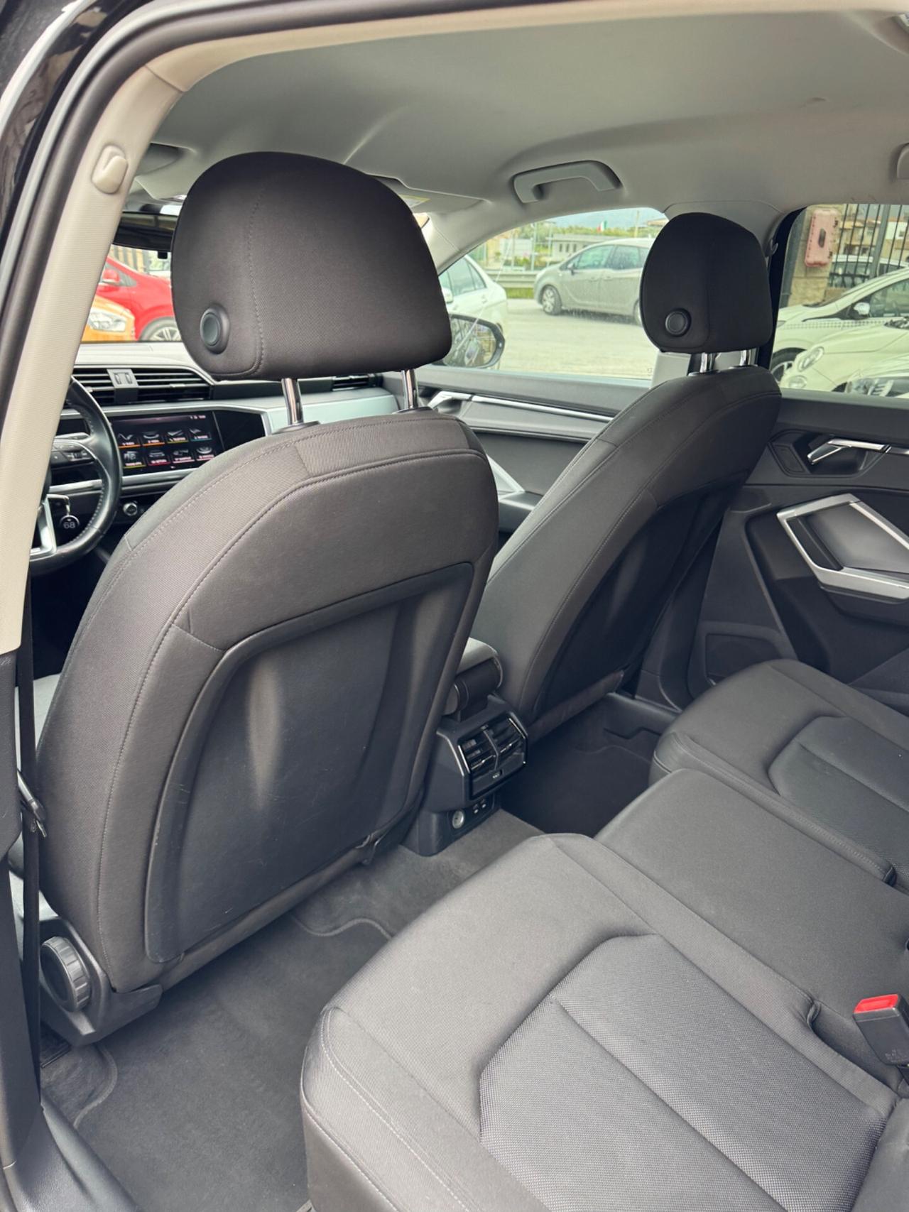 Audi Q3 2.0 TDI 150 CV quattro S tronic Sport