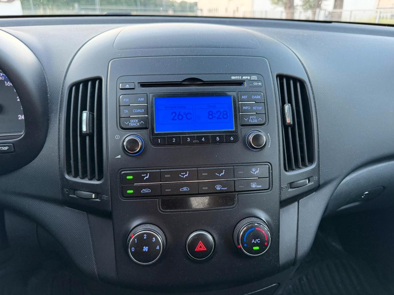 Hyundai i30 SW 1.6 CRDi 90cv Neopatentati