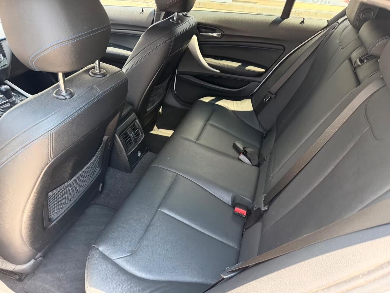 Bmw 118 i 5 porte. Edizione M Sport Shadow